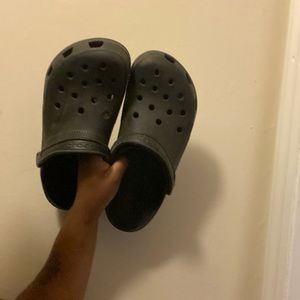 Black Crocs (Size 11)